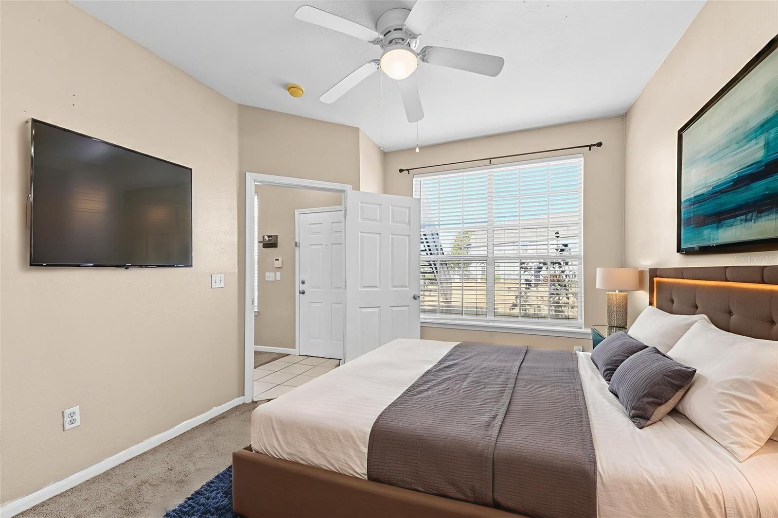 Image 19 of 31 For 8917 Lee Vista Boulevard 2807