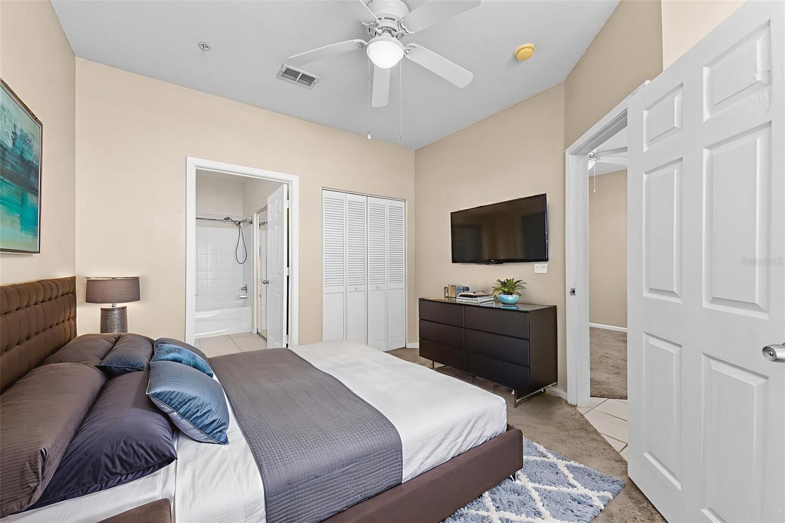 Image 20 of 31 For 8917 Lee Vista Boulevard 2807