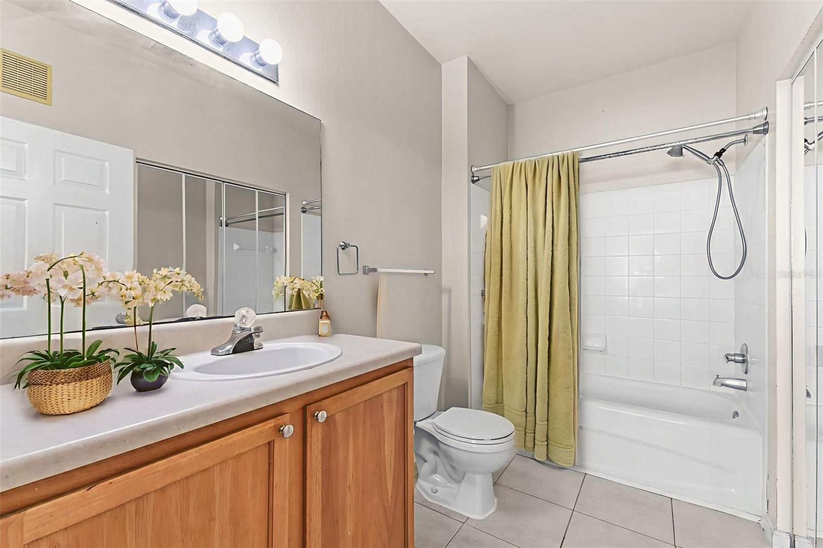 Image 21 of 31 For 8917 Lee Vista Boulevard 2807