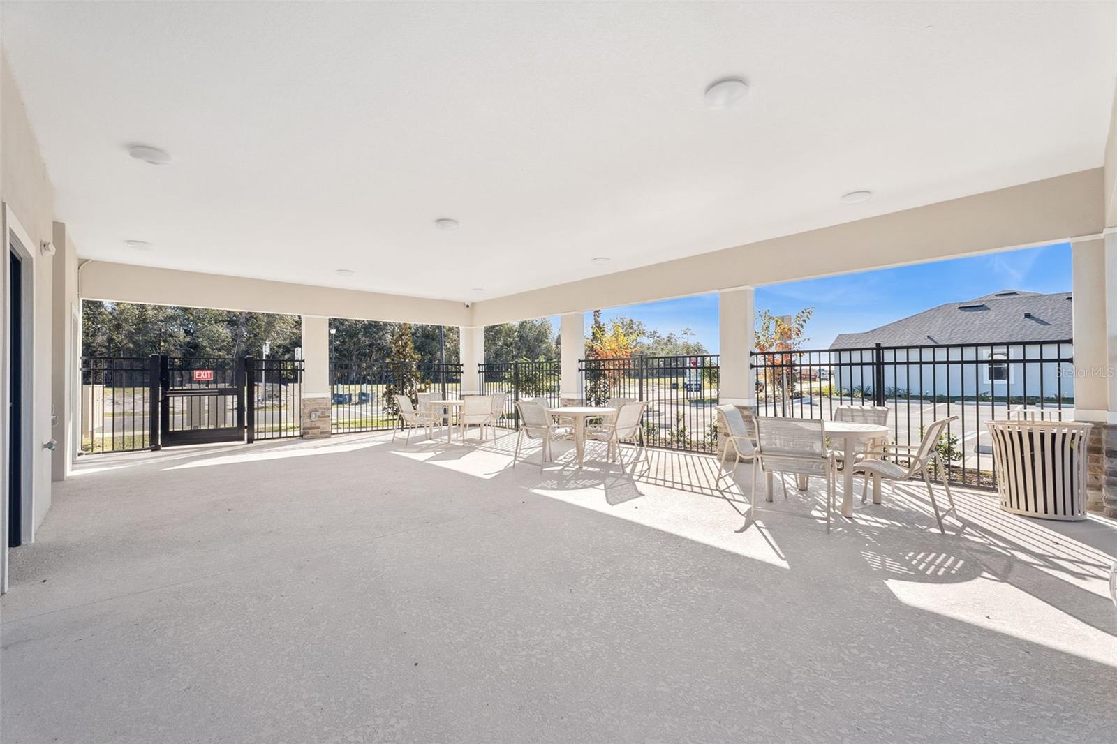 Image 20 of 37 For 1009 Ellerston Street