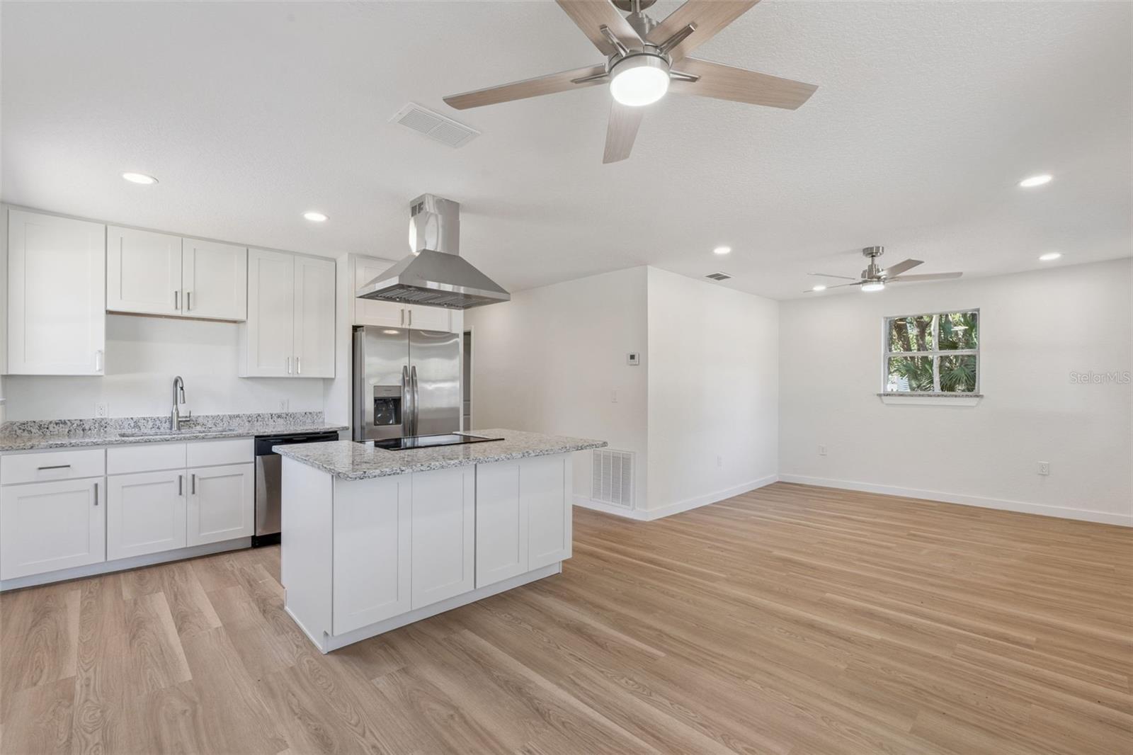 Image 12 of 39 For 2204 Suanee Avenue