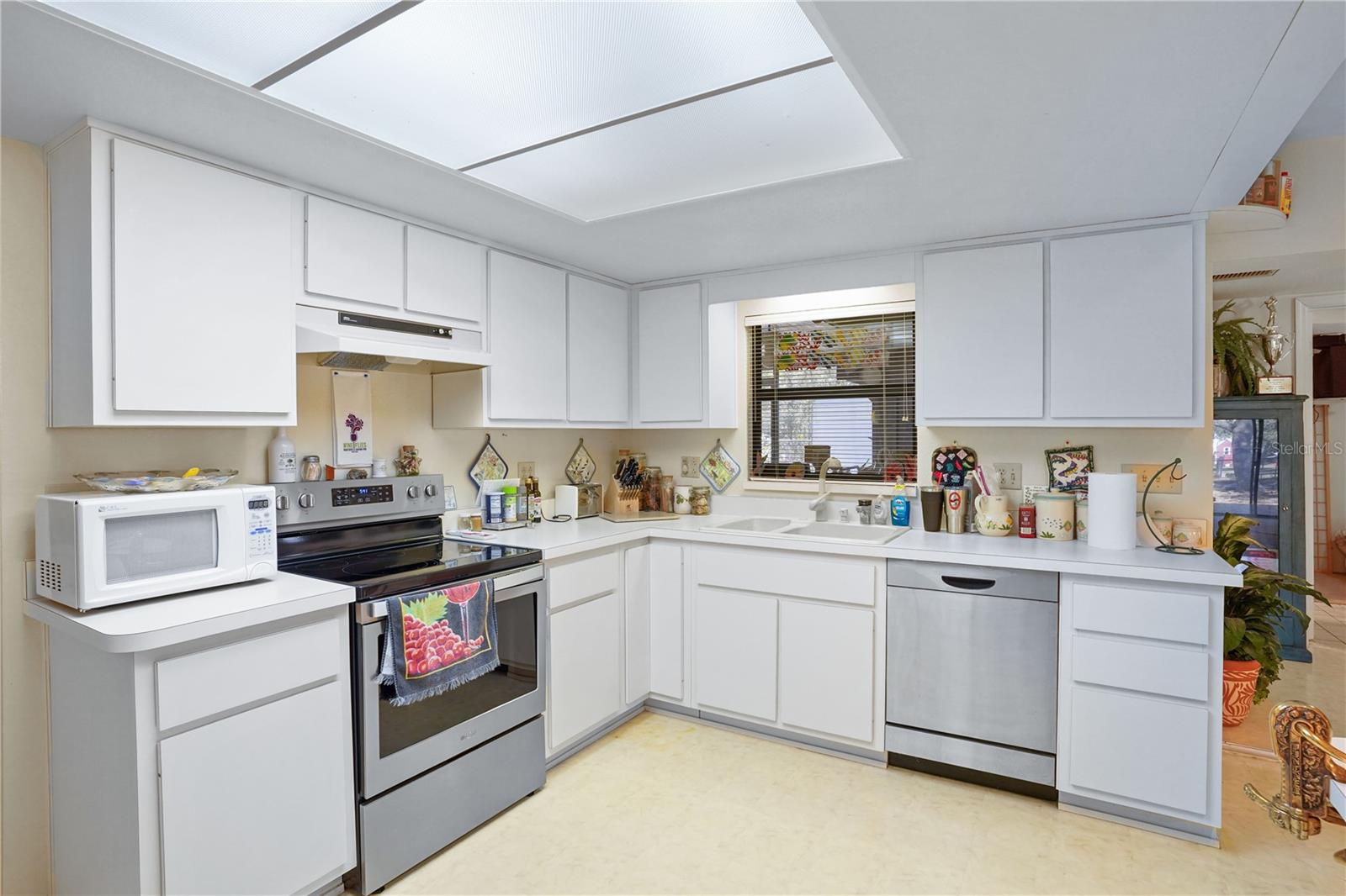 Image 15 of 46 For 10745 188th Court