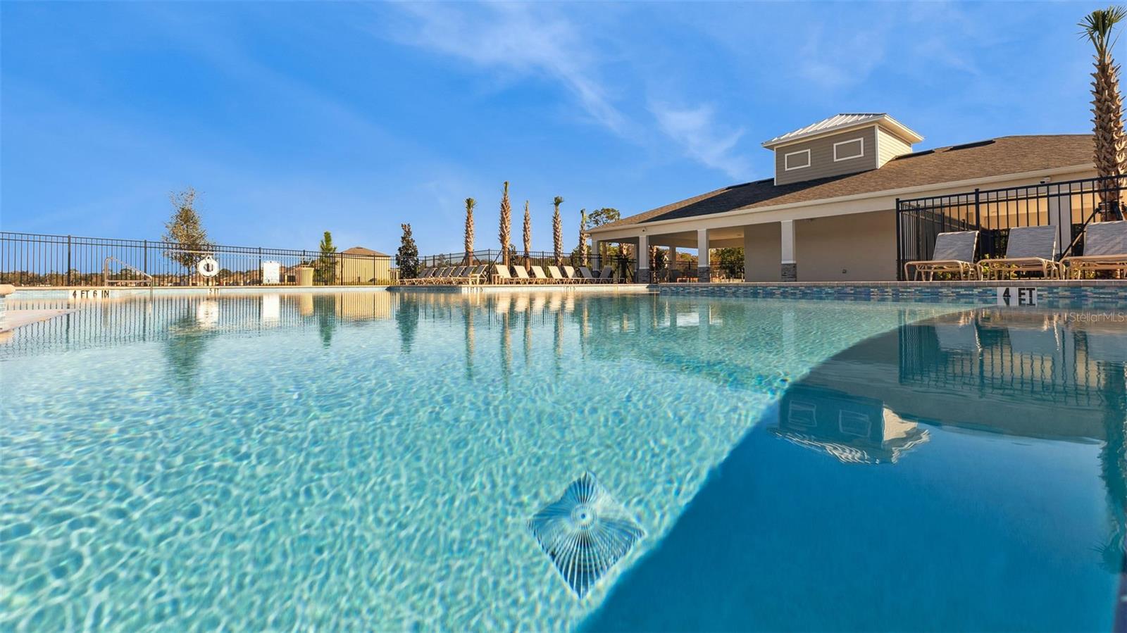 Image 17 of 27 For 1076 Morfontaine Street