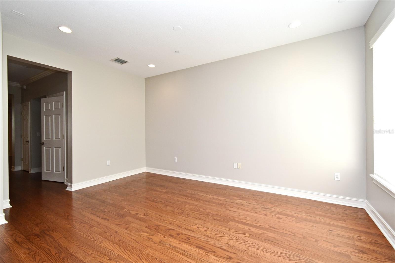 Image 19 of 78 For 1649 Lake Baldwin Lane