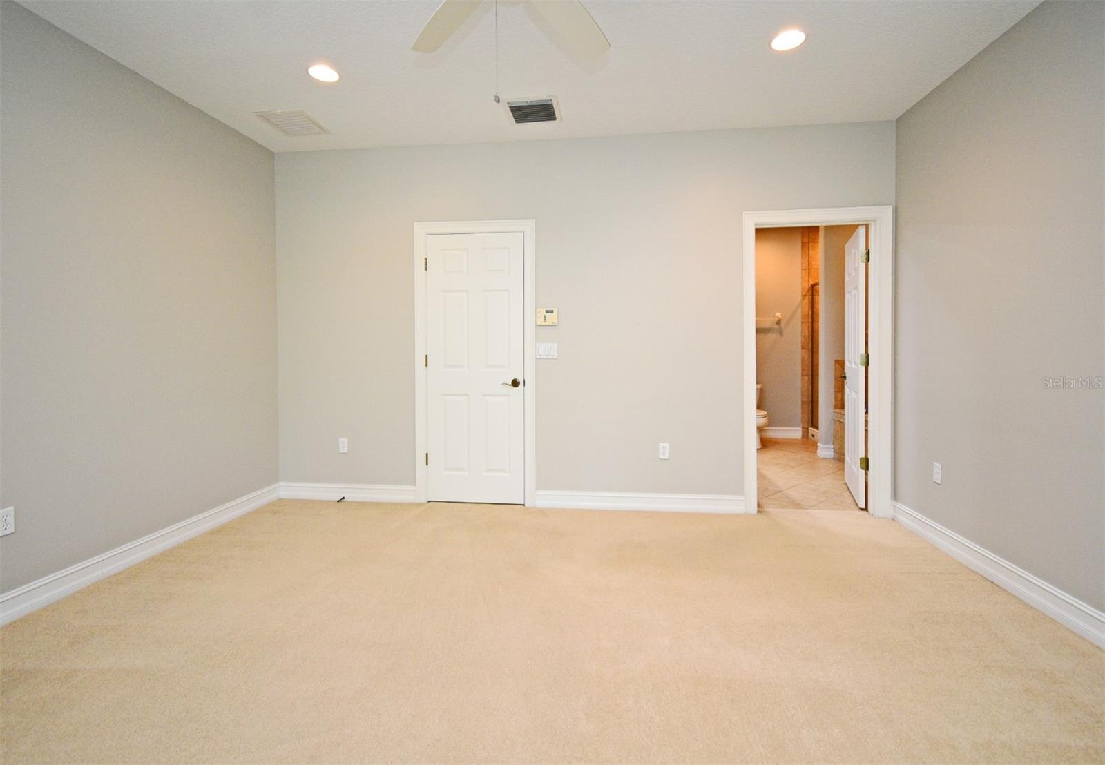 Image 42 of 78 For 1649 Lake Baldwin Lane