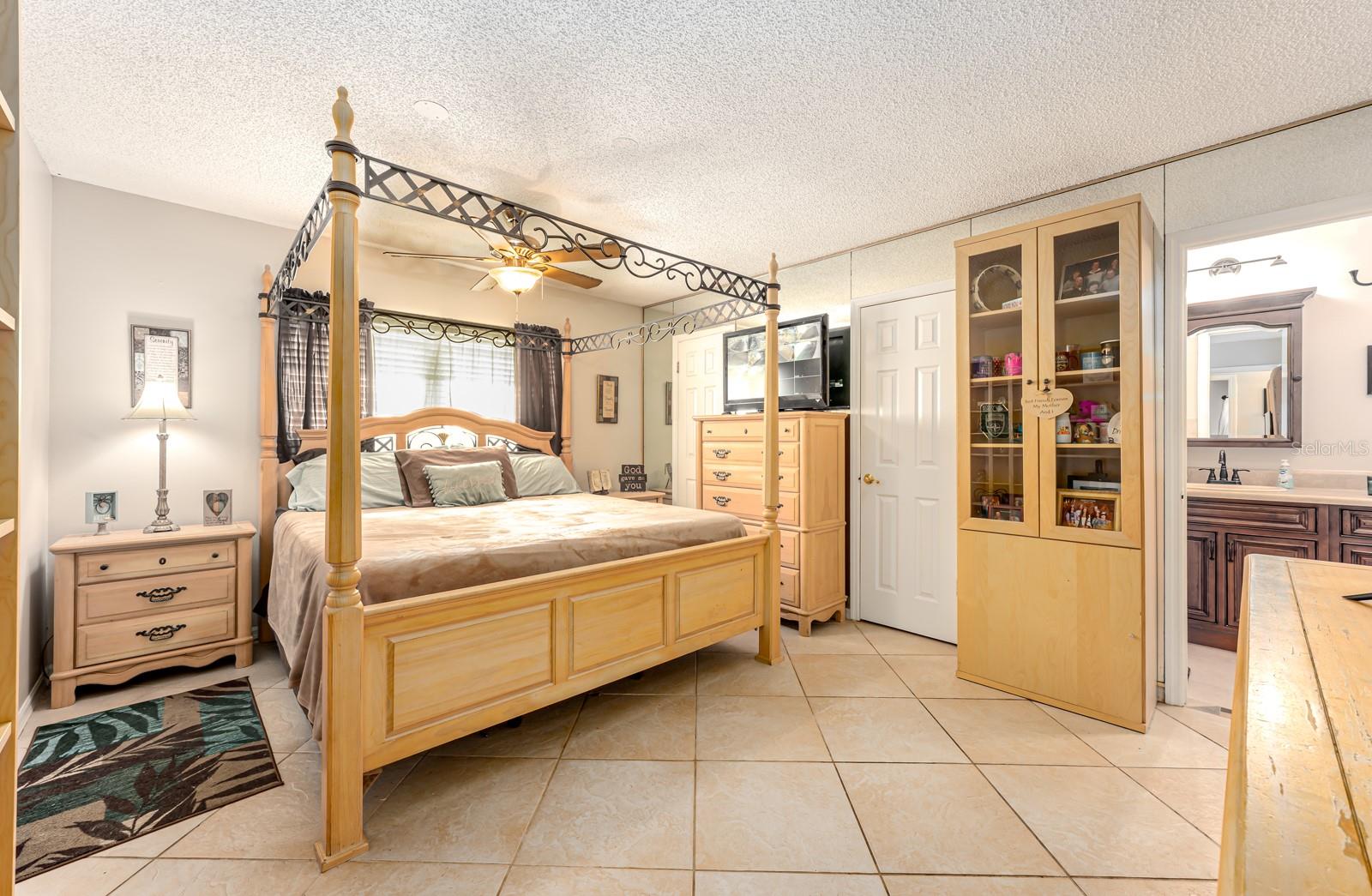 Image 12 of 23 For 321 Blacktail Court