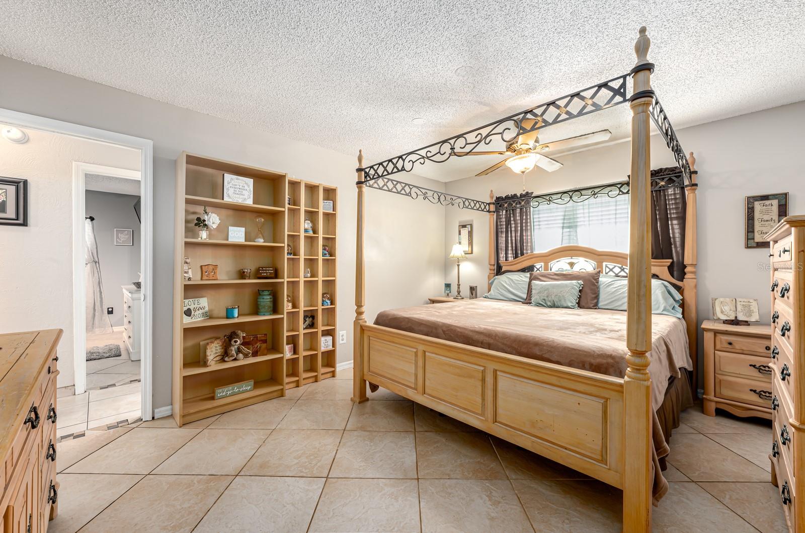 Image 13 of 23 For 321 Blacktail Court