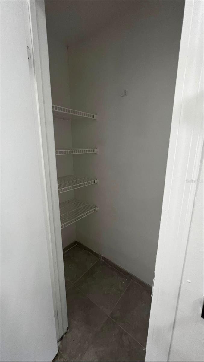 Image 11 of 13 For 707 Sw 75th St  109