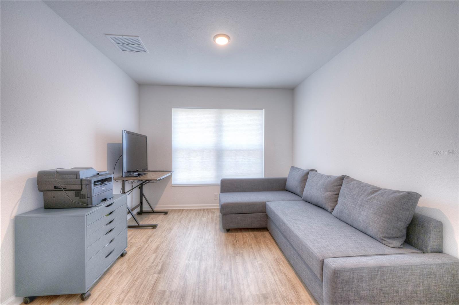 Image 19 of 24 For 8318 Foster Drive 8318