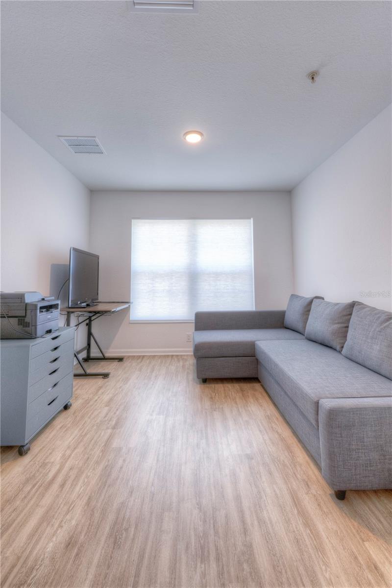 Image 20 of 24 For 8318 Foster Drive 8318