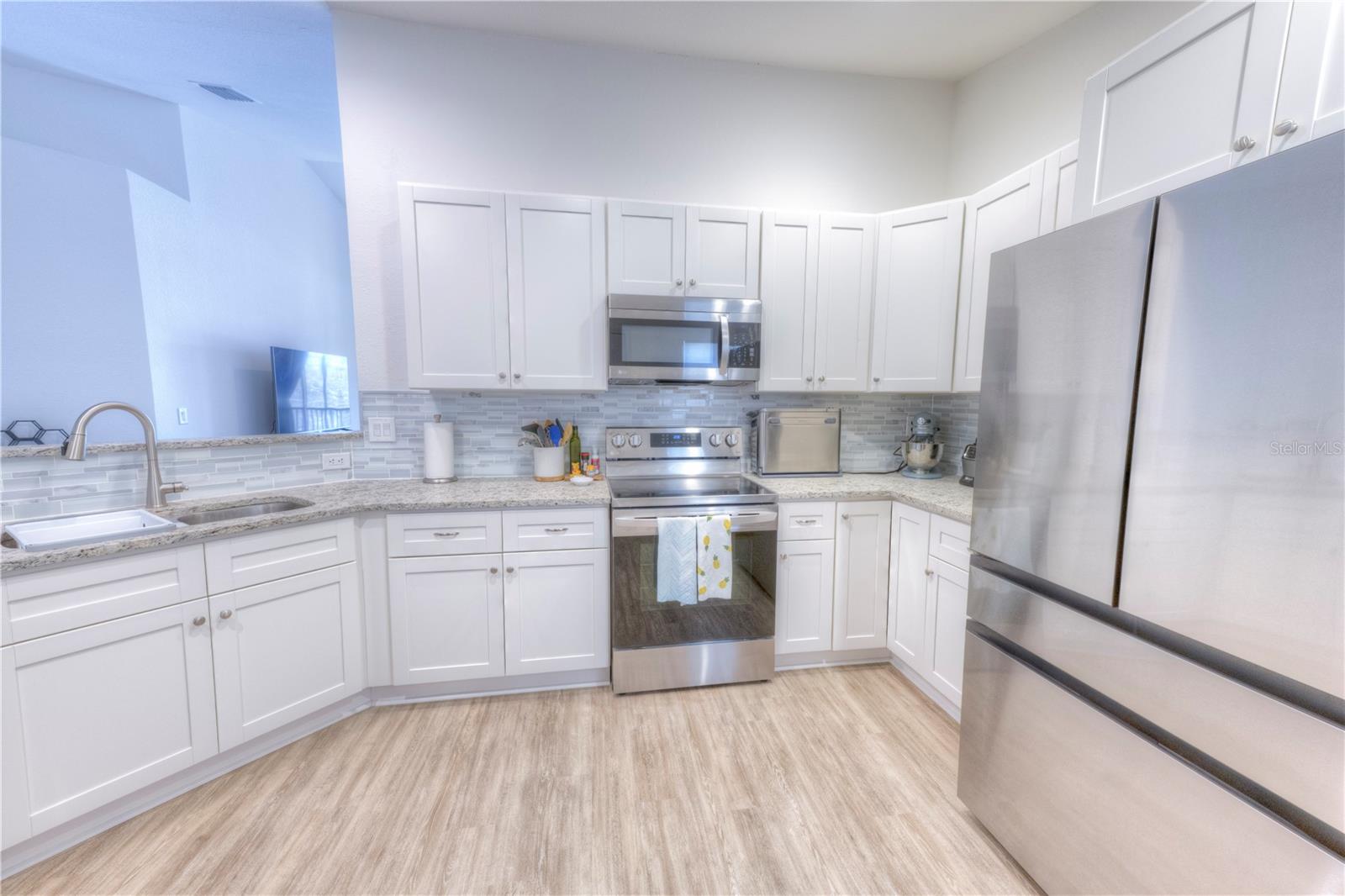 Image 6 of 24 For 8318 Foster Drive 8318