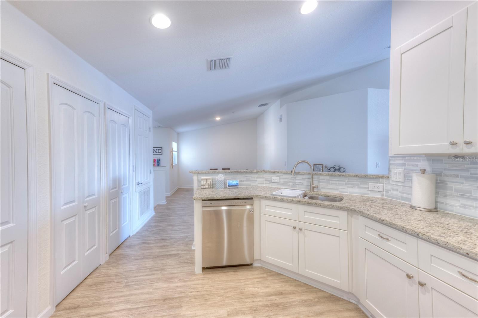 Image 7 of 24 For 8318 Foster Drive 8318