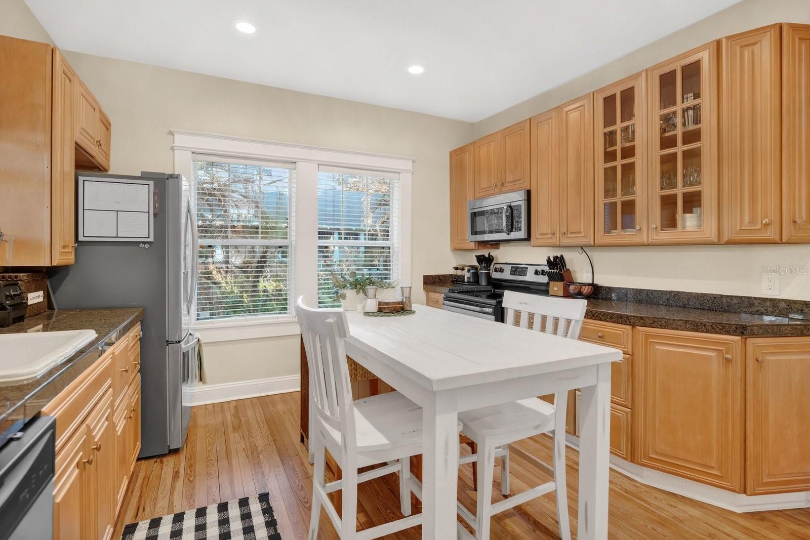 Image 13 of 34 For 612 Anderson Street