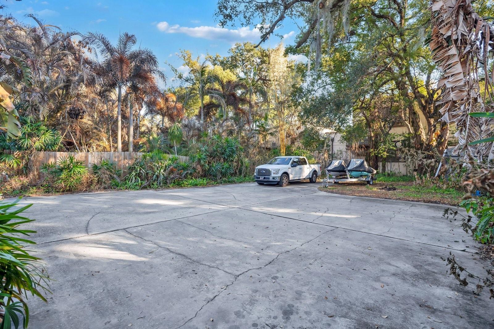 Image 24 of 34 For 612 Anderson Street