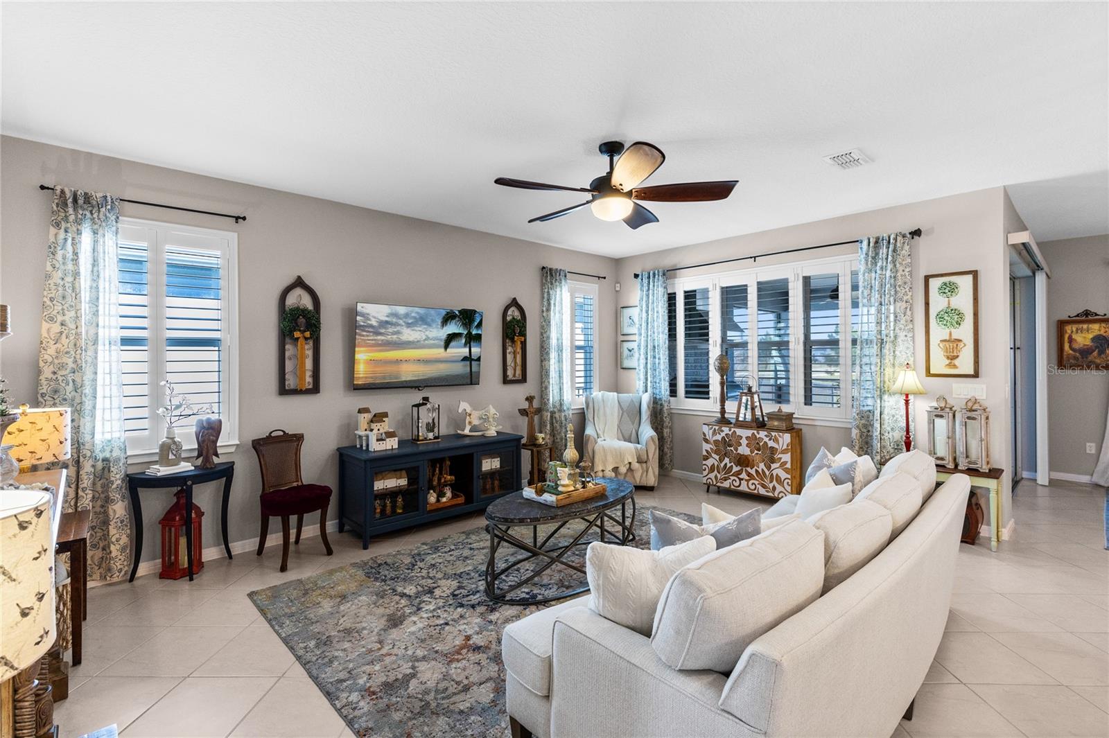Listing photo id 19 for 13917 Destin Beach Lane