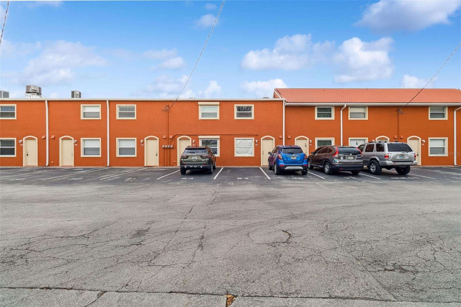 Image 2 of 17 For 50 Needle Boulevard 32