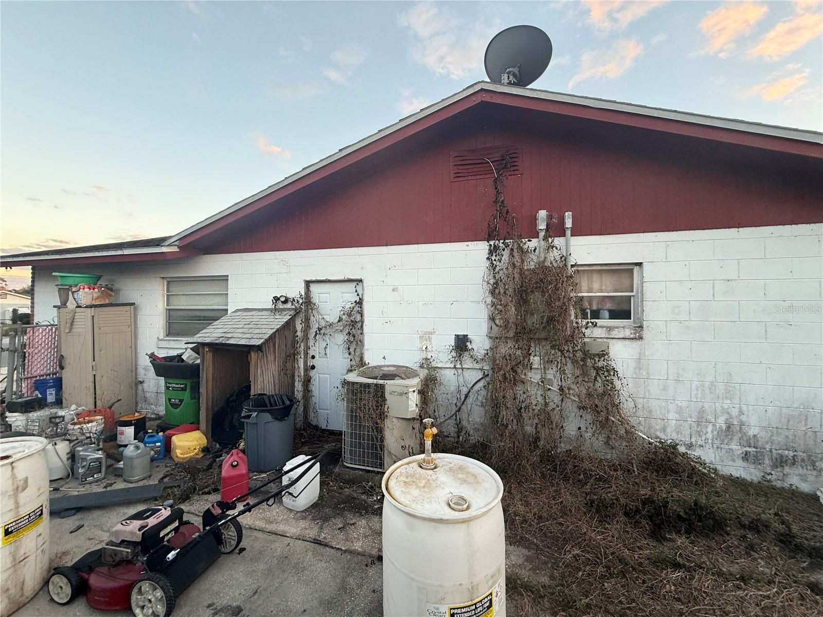 Image 14 of 89 For 10616 Godfrey Lane