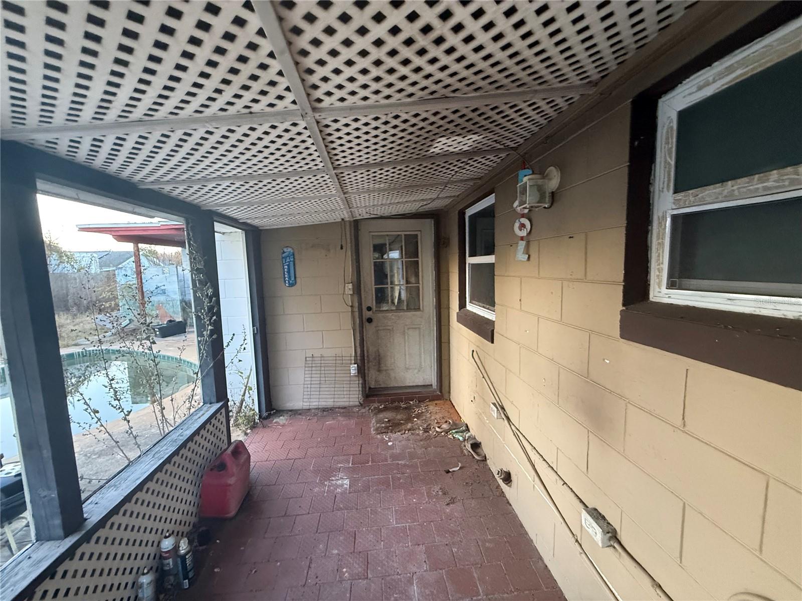 Image 20 of 89 For 10616 Godfrey Lane