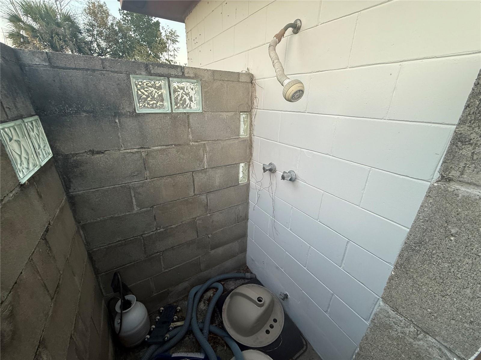 Image 26 of 89 For 10616 Godfrey Lane