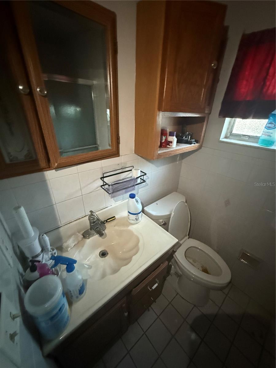 Image 49 of 89 For 10616 Godfrey Lane