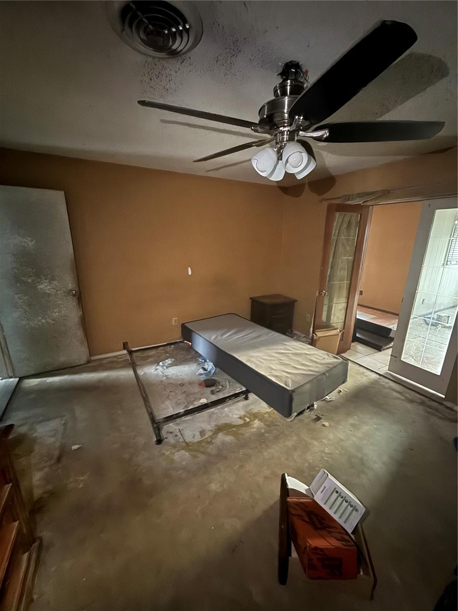 Image 50 of 89 For 10616 Godfrey Lane