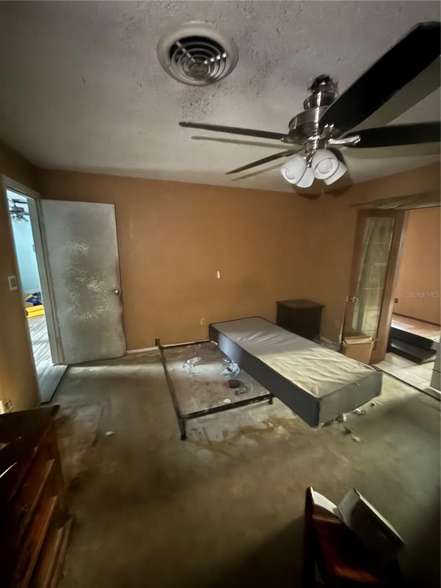 Image 51 of 89 For 10616 Godfrey Lane