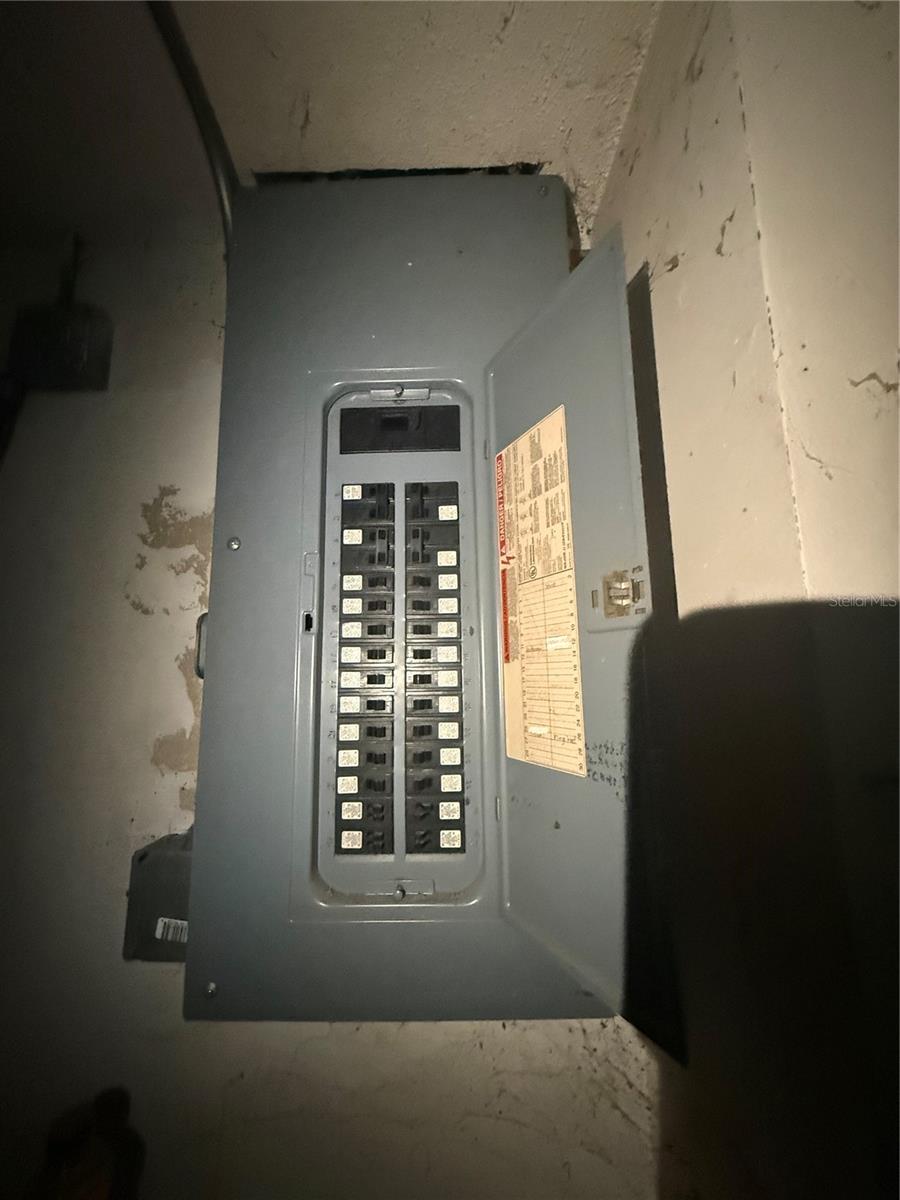 Image 55 of 89 For 10616 Godfrey Lane