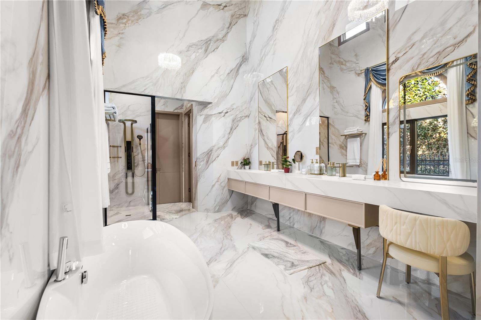 Image 23 of 61 For 5186 Vardon Drive