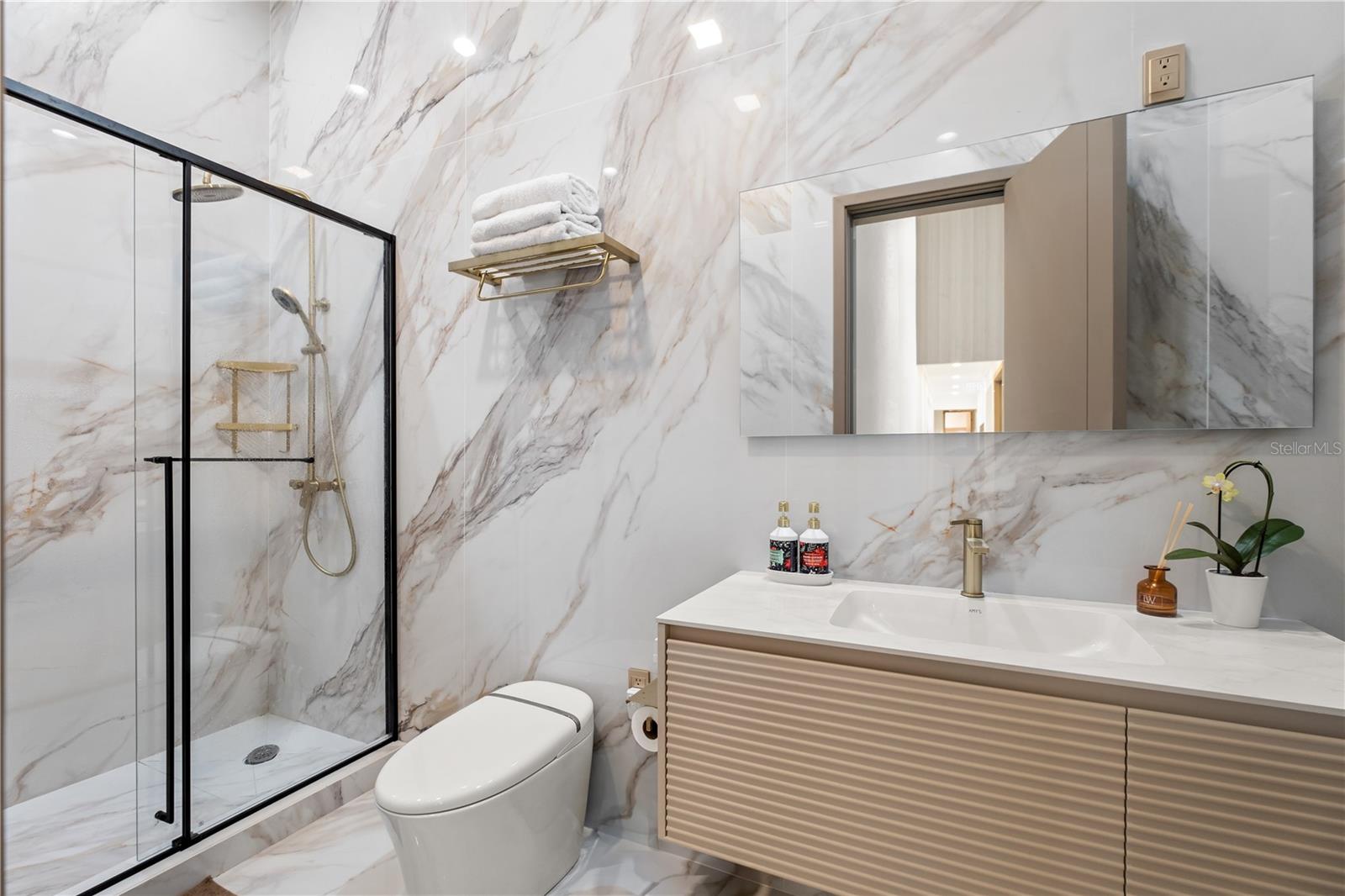 Image 27 of 61 For 5186 Vardon Drive