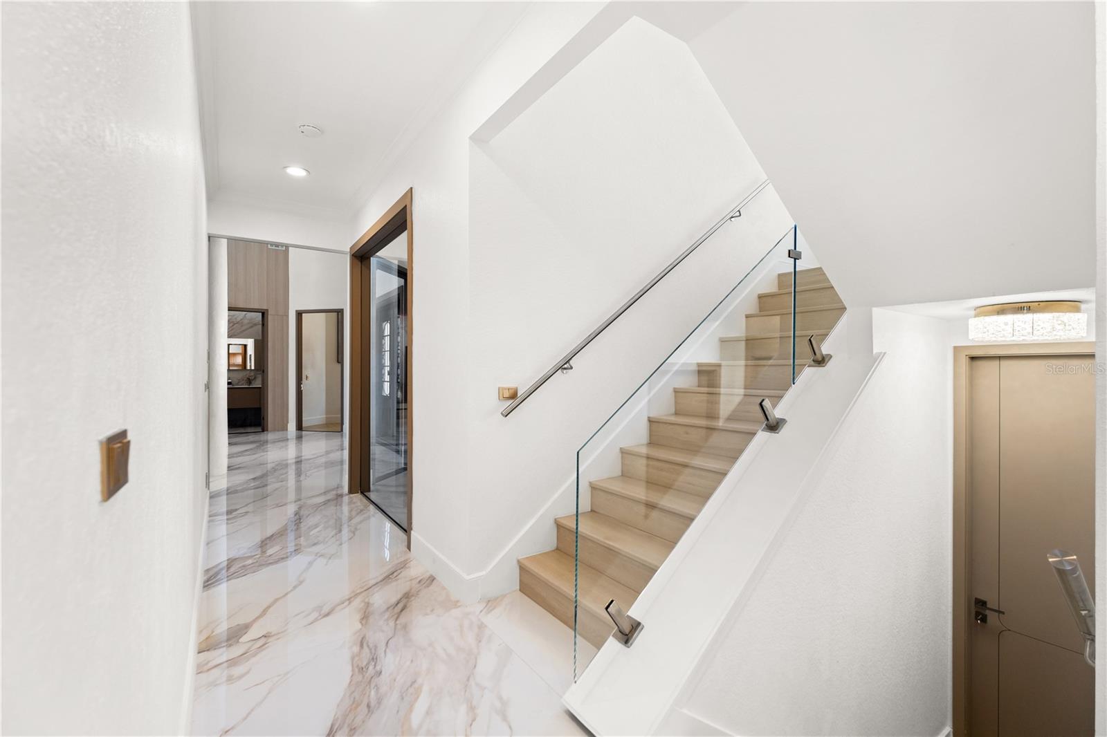 Image 29 of 61 For 5186 Vardon Drive