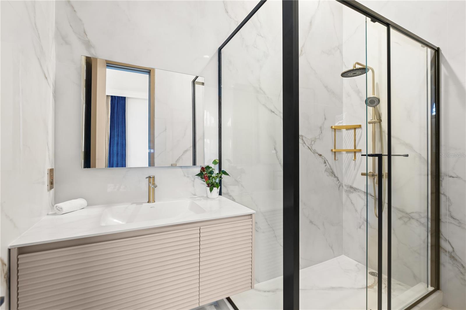 Image 31 of 61 For 5186 Vardon Drive