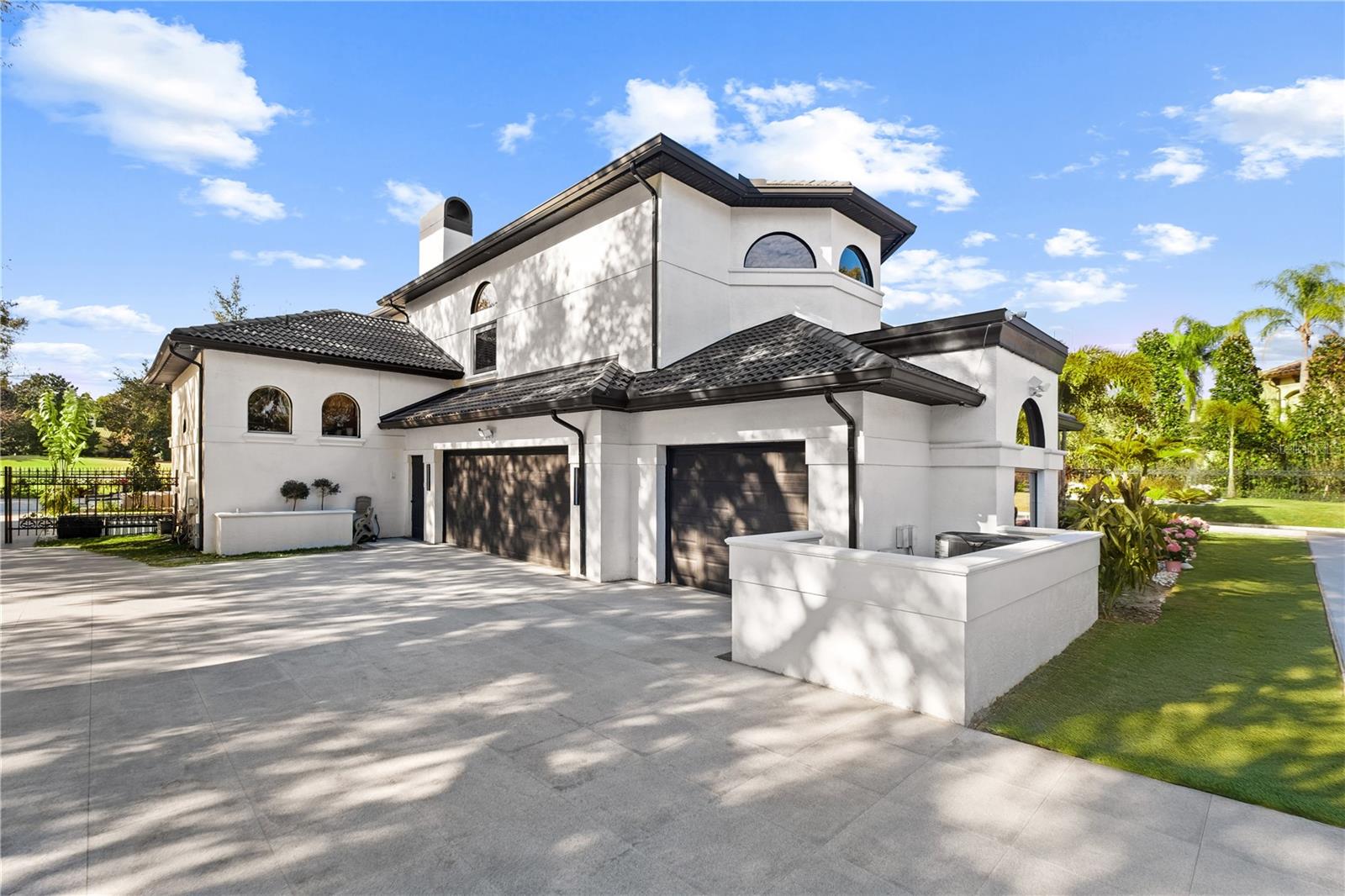 Image 44 of 61 For 5186 Vardon Drive