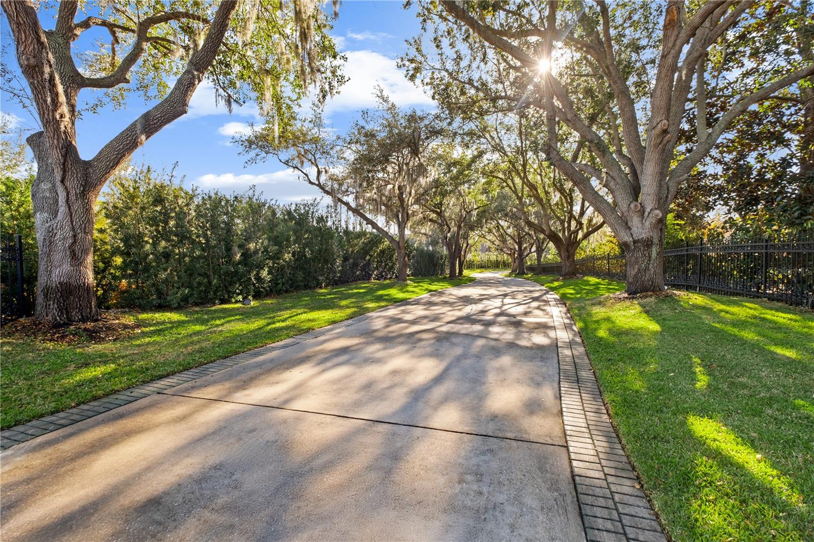 Image 54 of 61 For 5186 Vardon Drive