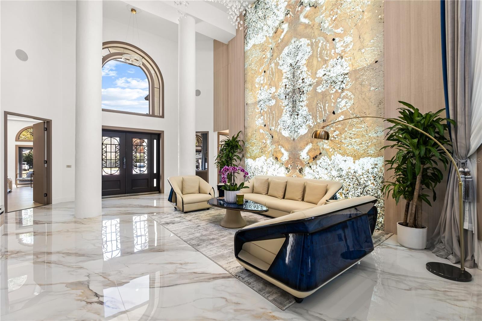 Image 9 of 61 For 5186 Vardon Drive