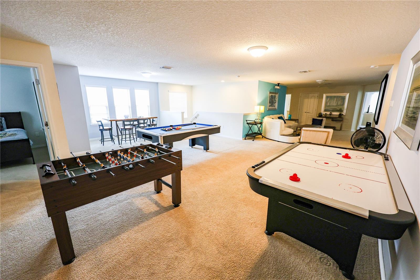 Image 14 of 88 For 8811 Macapa Drive