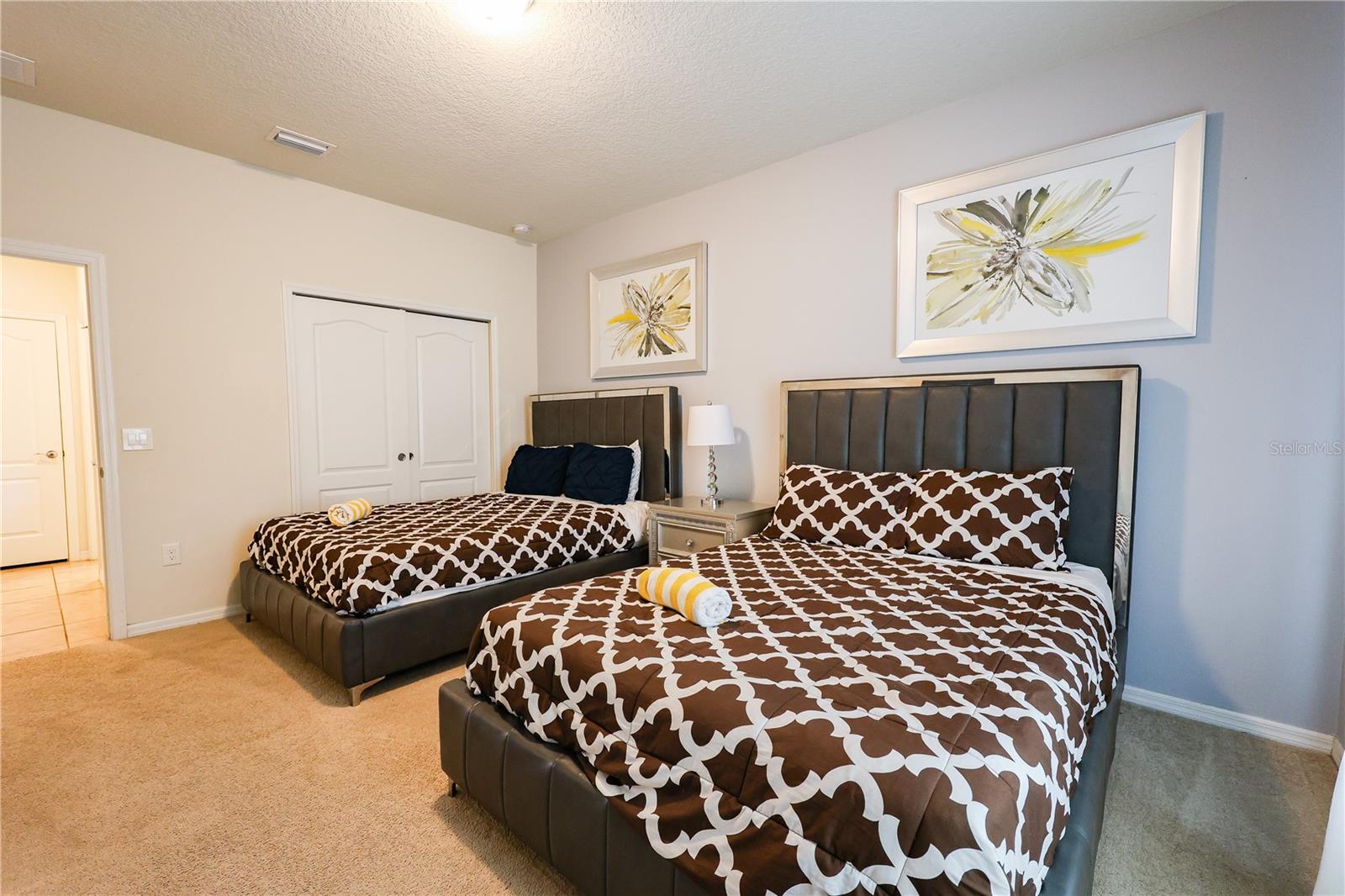 Image 16 of 88 For 8811 Macapa Drive