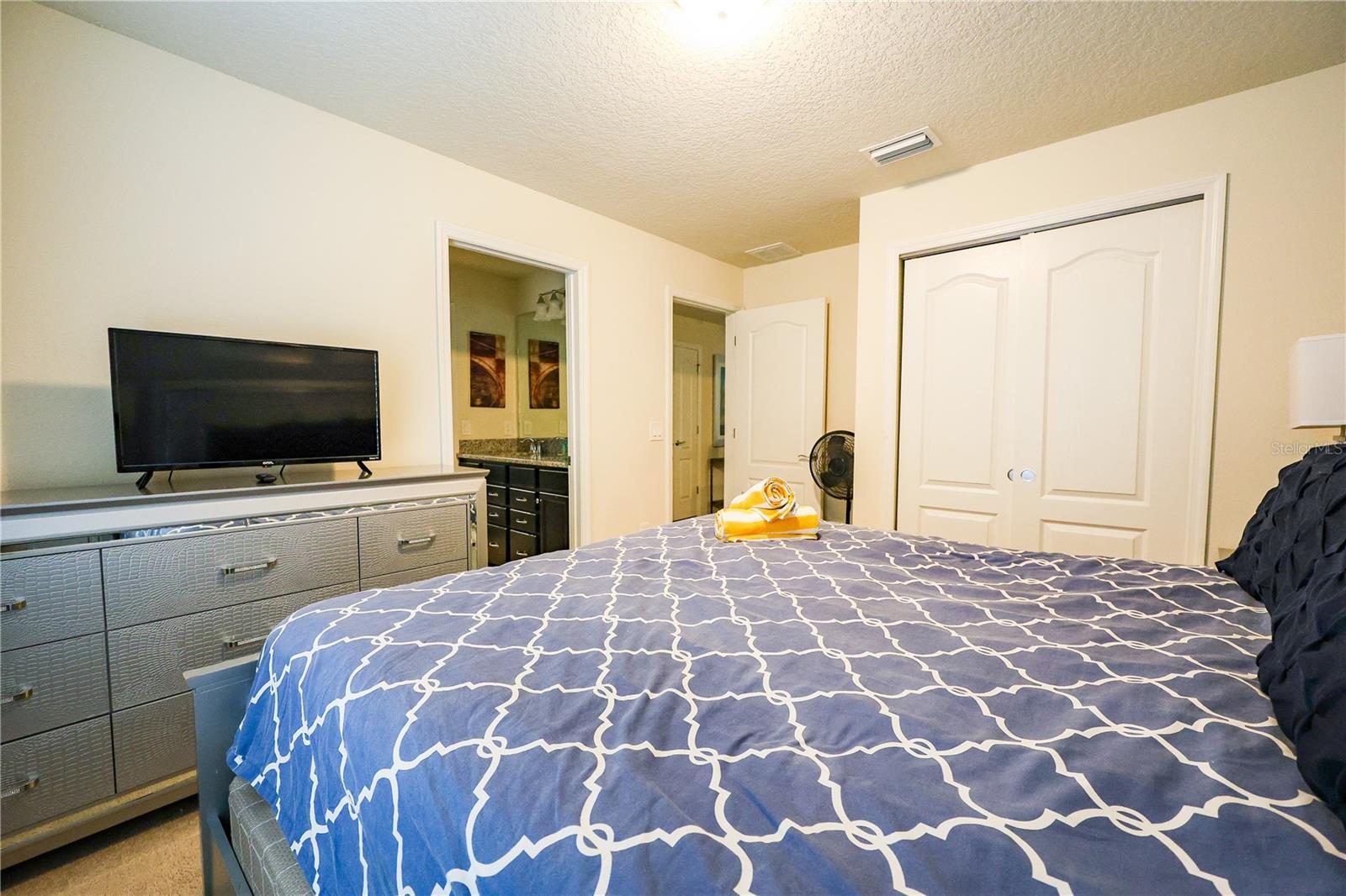 Image 22 of 88 For 8811 Macapa Drive