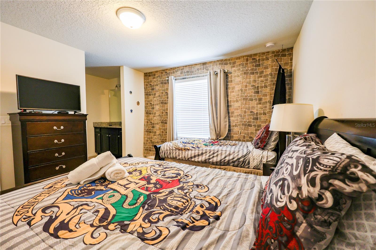 Image 23 of 88 For 8811 Macapa Drive