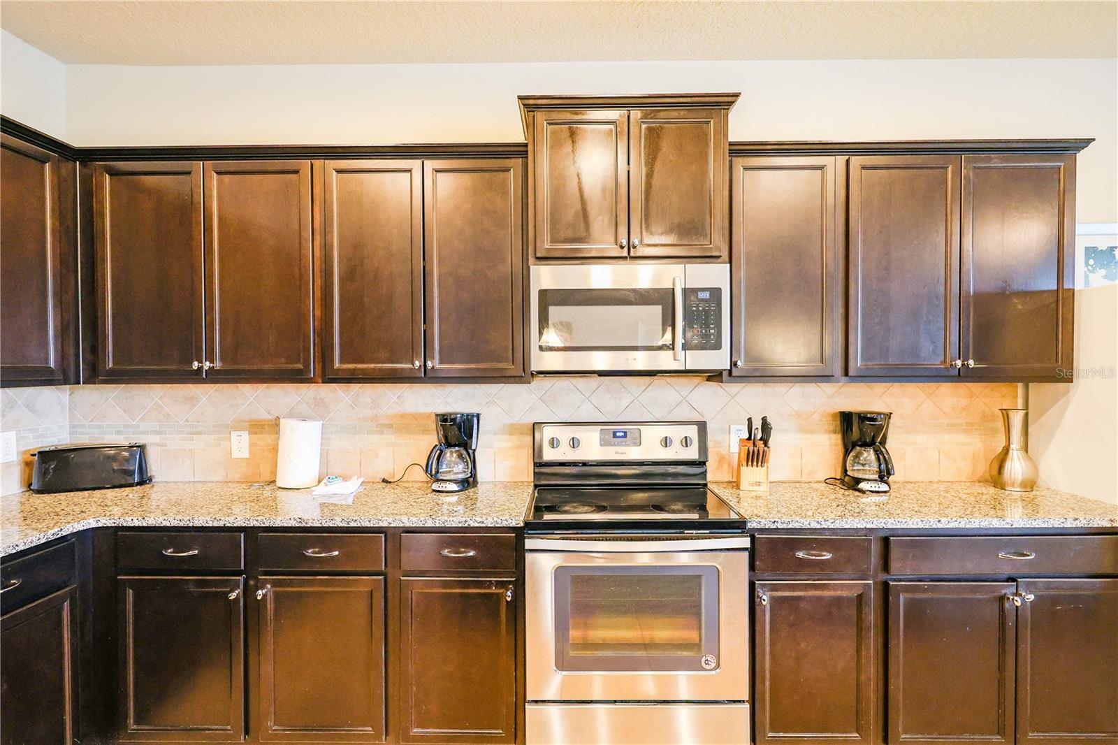 Image 7 of 88 For 8811 Macapa Drive