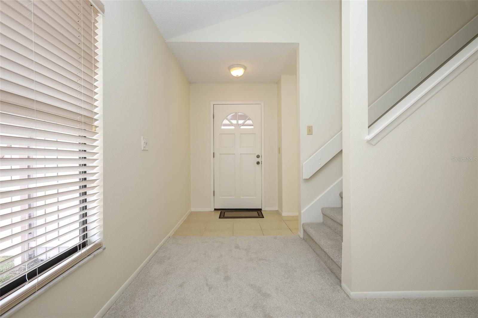 Image 6 of 52 For 414 Springtree Way