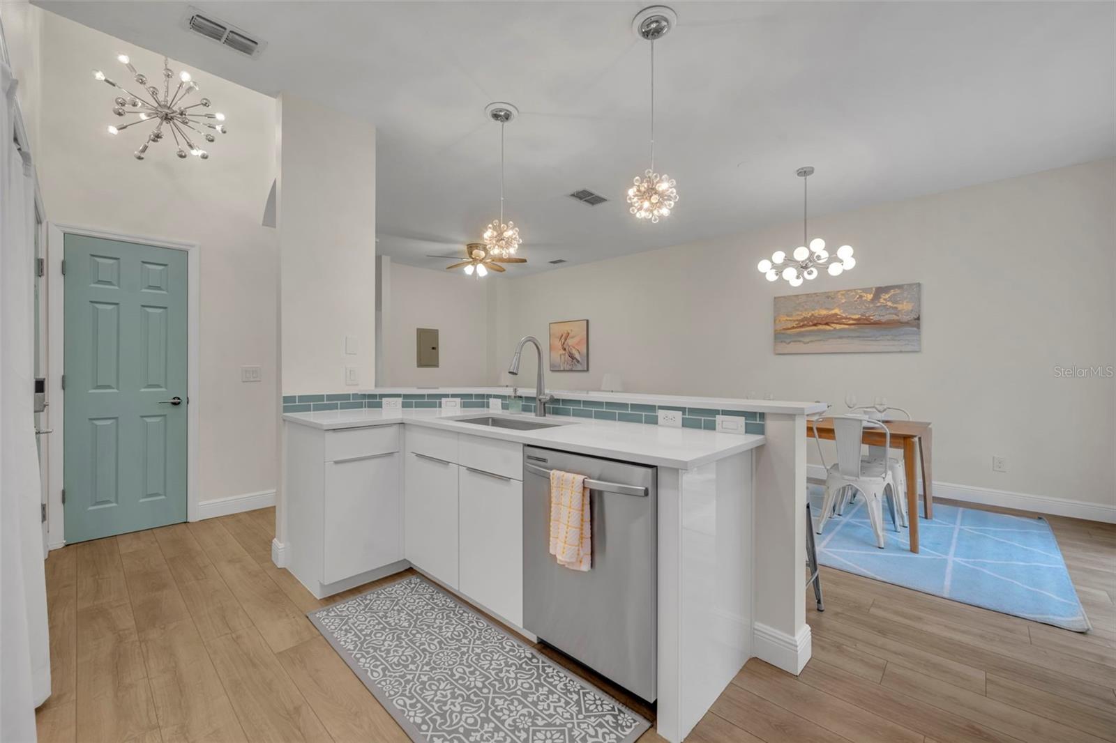 Image 11 of 46 For 1172 Beach Circle