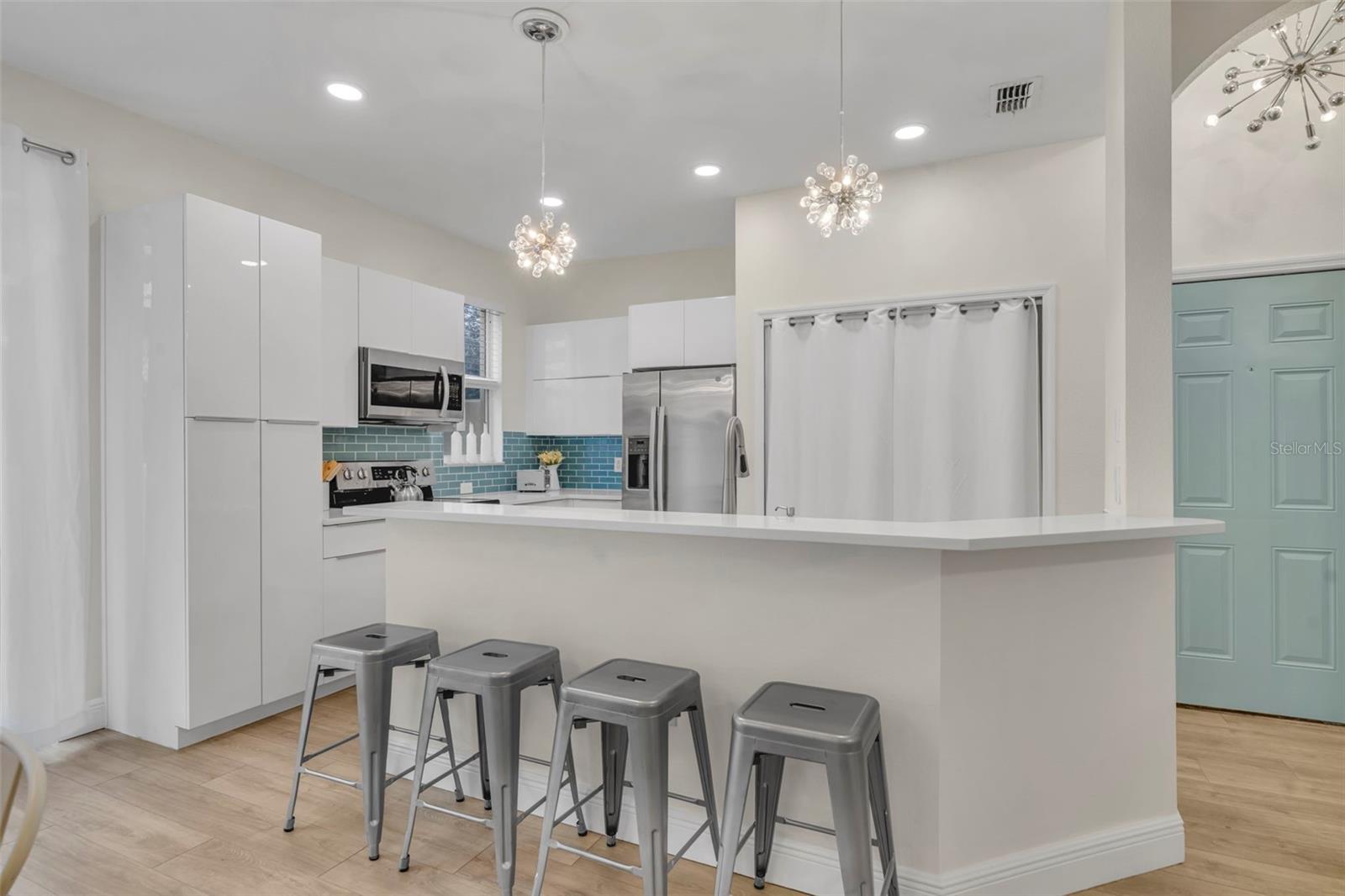 Image 15 of 46 For 1172 Beach Circle