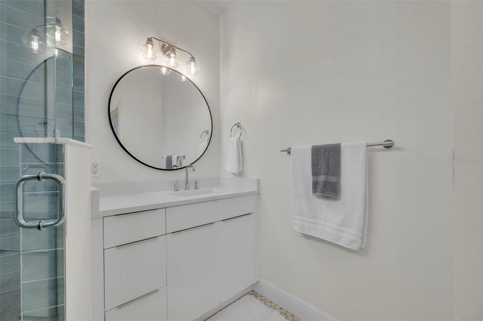 Image 25 of 46 For 1172 Beach Circle