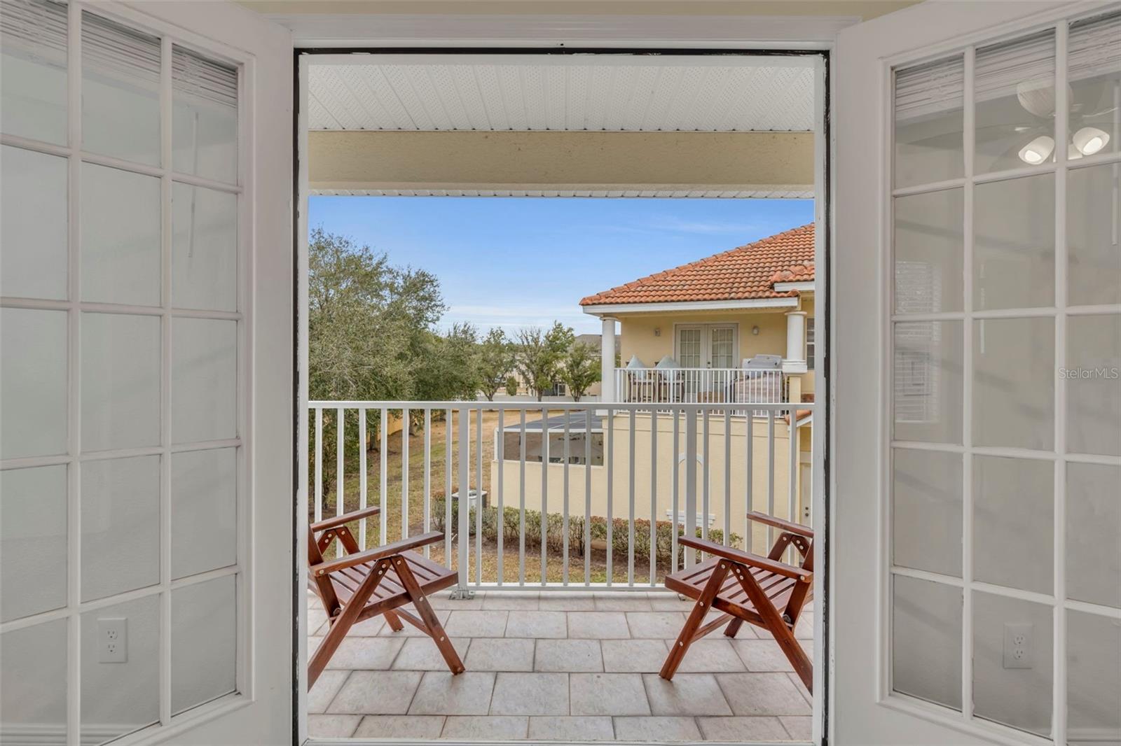 Image 29 of 46 For 1172 Beach Circle