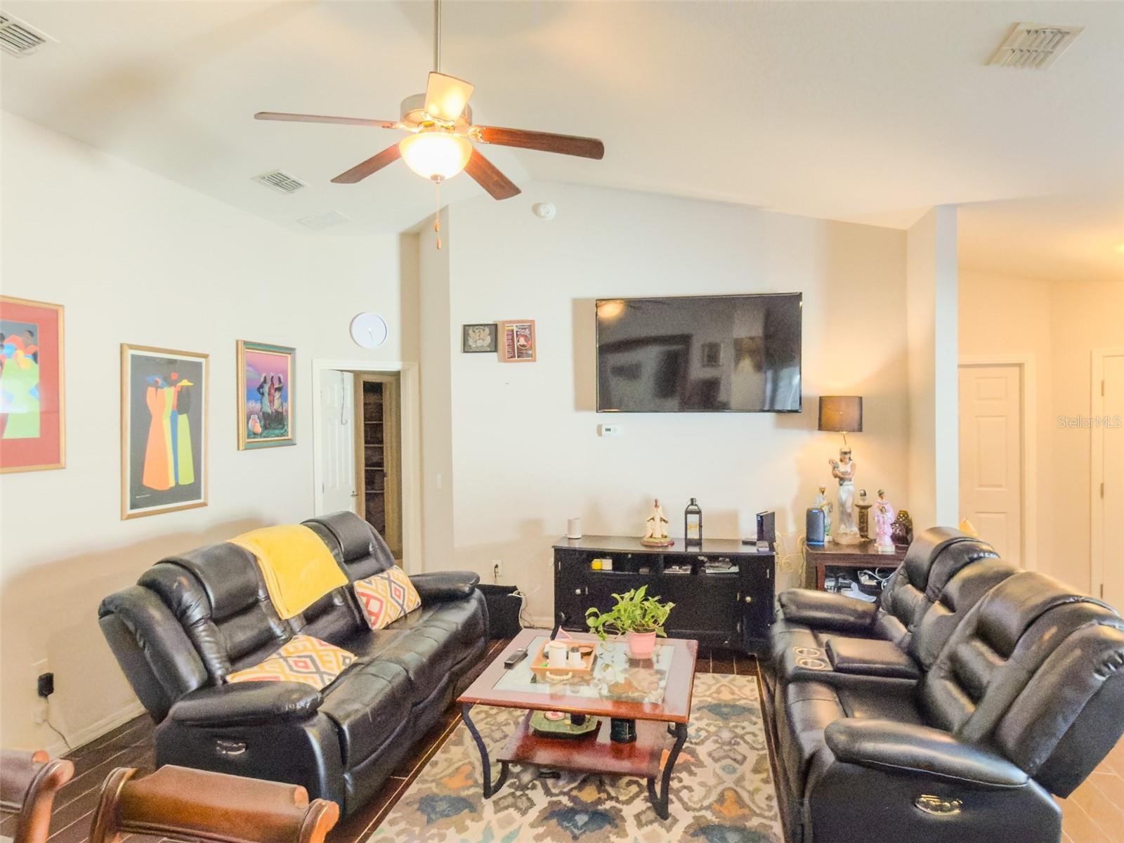 Image 6 of 45 For 2128 Bretton Ridge Boulevard