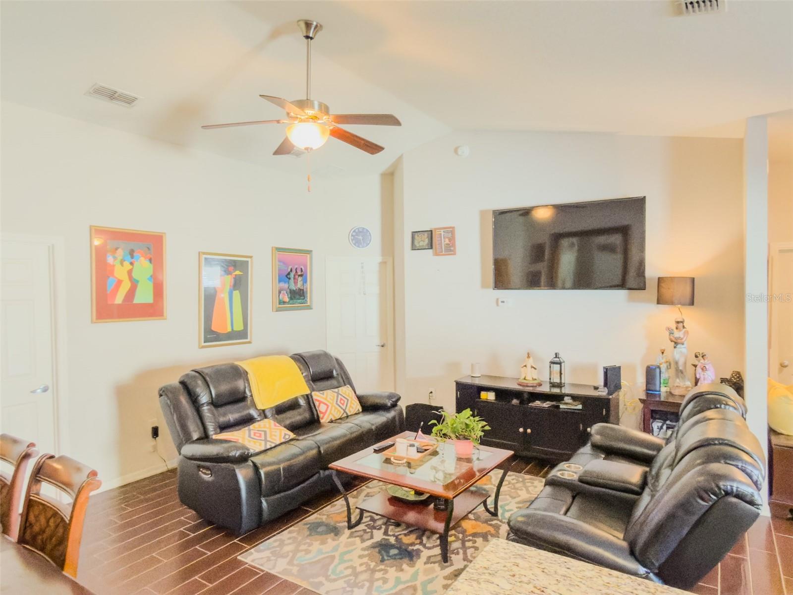 Image 7 of 45 For 2128 Bretton Ridge Boulevard