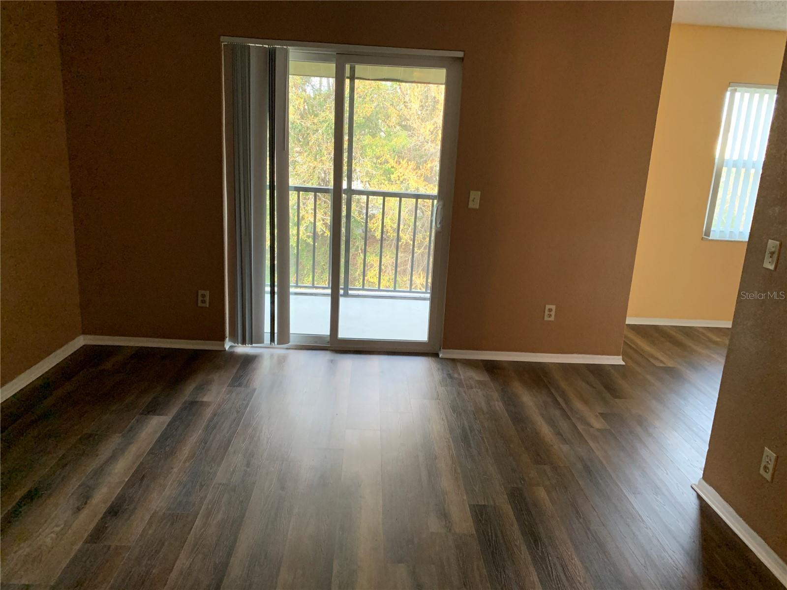 Image 3 of 8 For 2433 Barley Club Drive 8