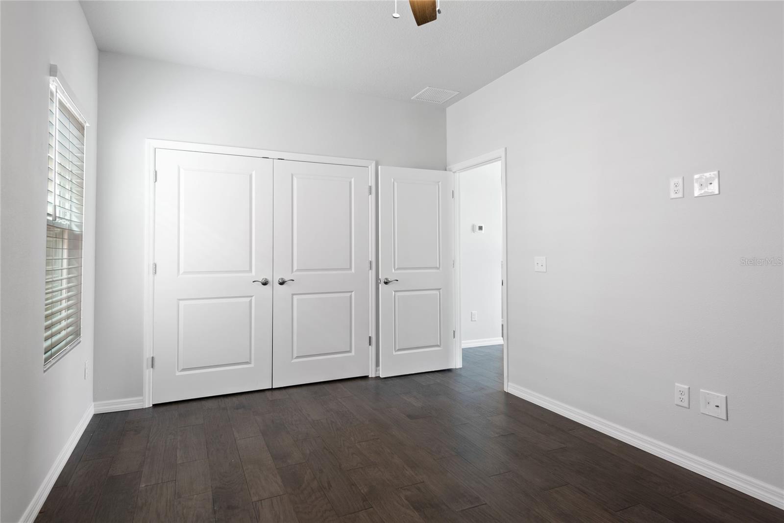 Image 26 of 32 For 537 Sunbranch Lane