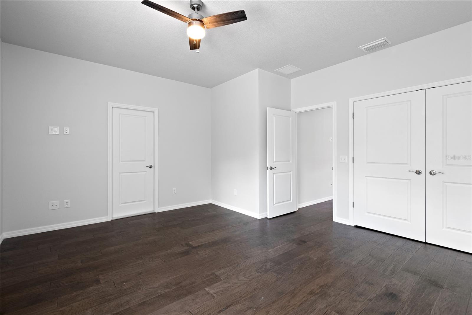 Image 28 of 32 For 537 Sunbranch Lane