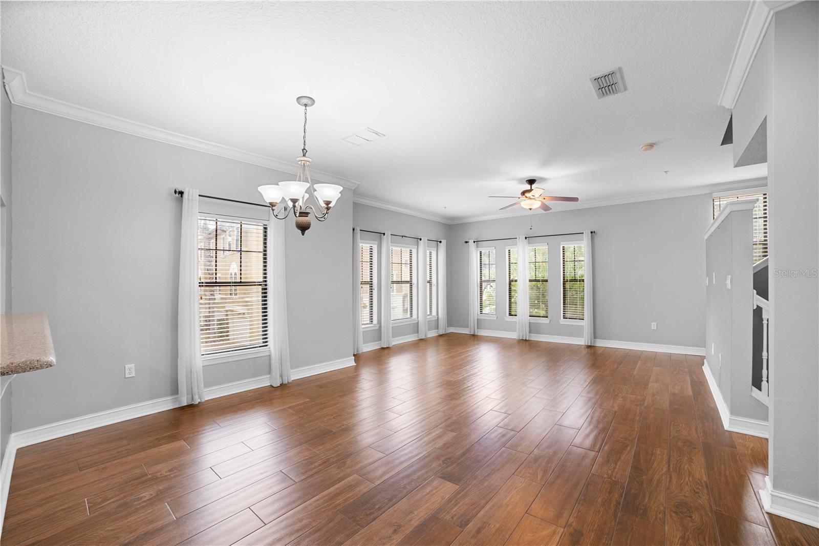 Image 10 of 46 For 4721 Messina Drive